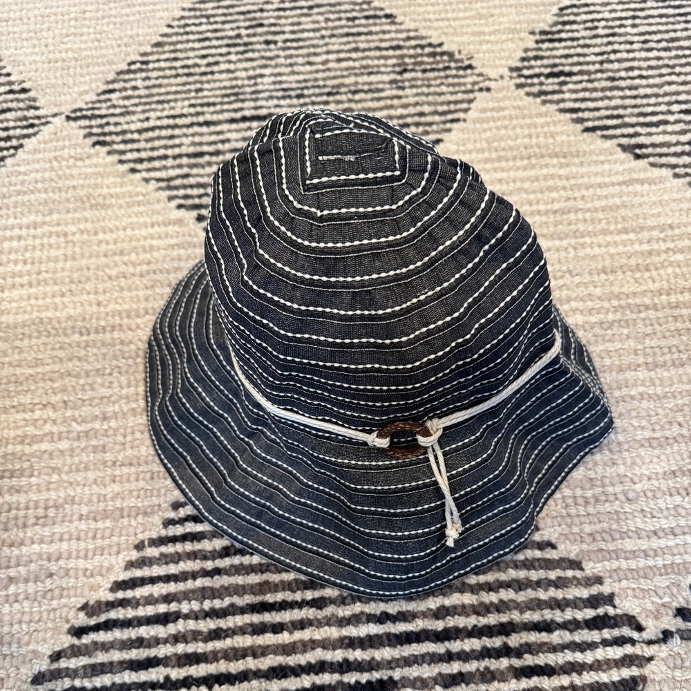 Striped Black and White Bucket/Floppy Hat